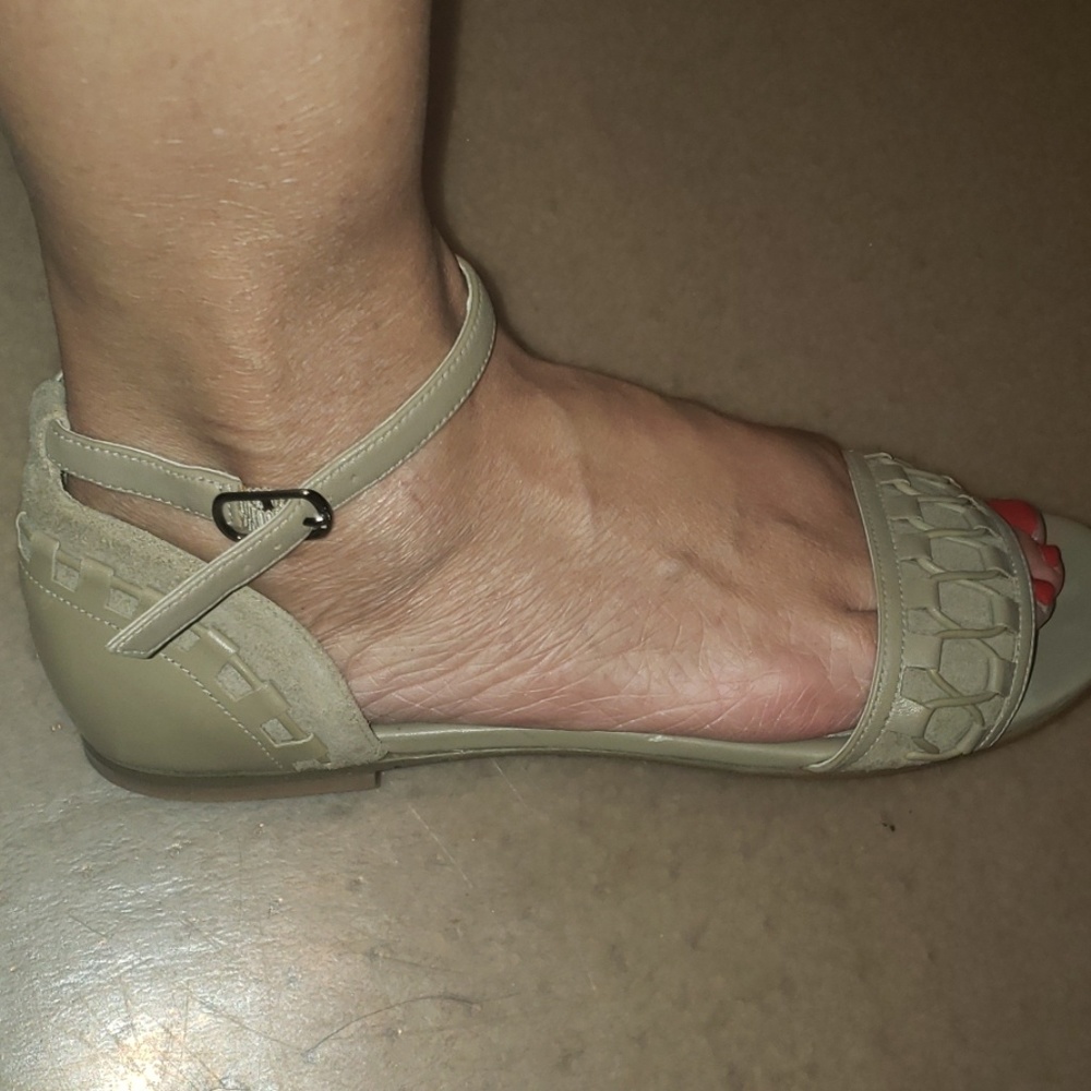 Cole Haan maria sharpova tan real leather ankle strap sandals worn 1x si…